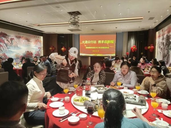 遠(yuǎn)程監(jiān)控,報(bào)警巡邏,清機(jī)加鈔,清分整點(diǎn),憑證寄庫(kù),頭寸箱寄庫(kù),商鋪安保,智能家居